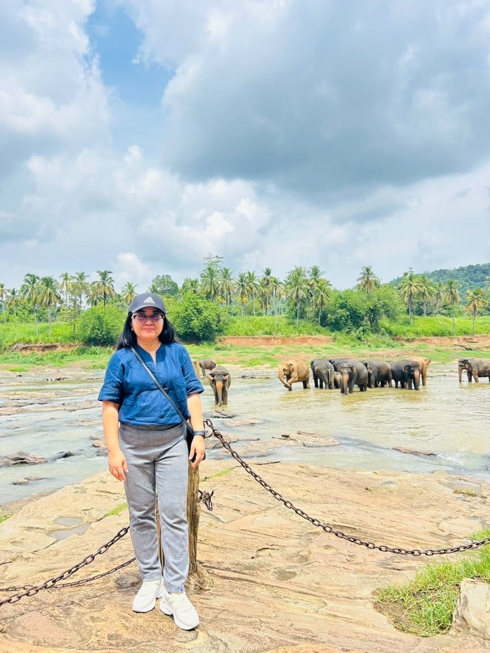 Traveller visiting Pinnawala in Sri Lanka
